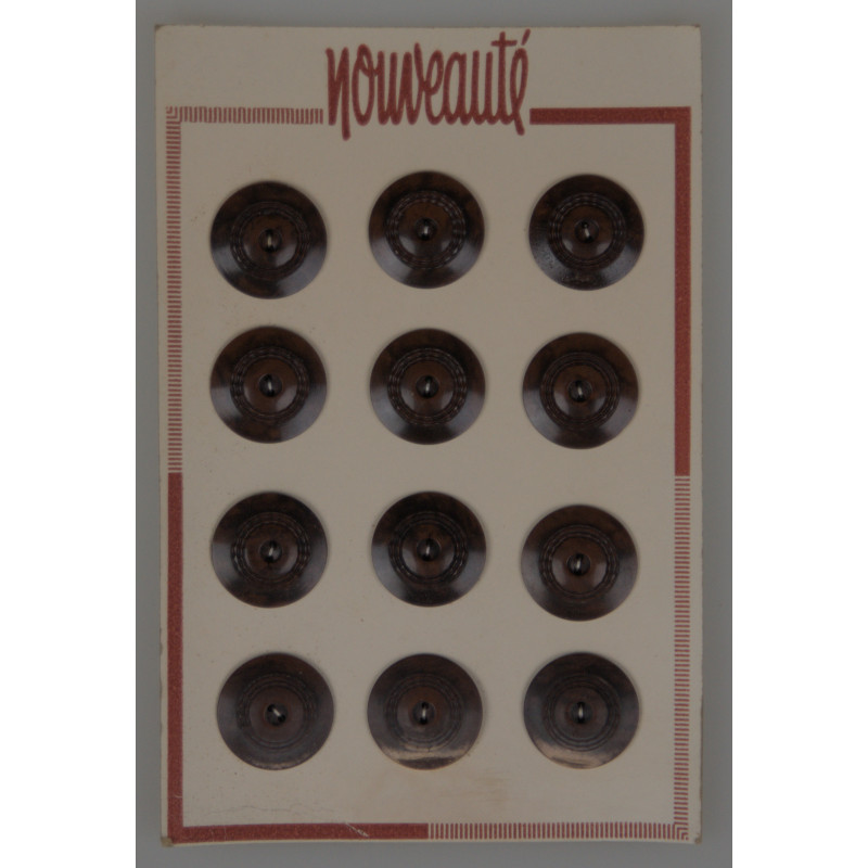 Boutons "coniques" ciselés marrons